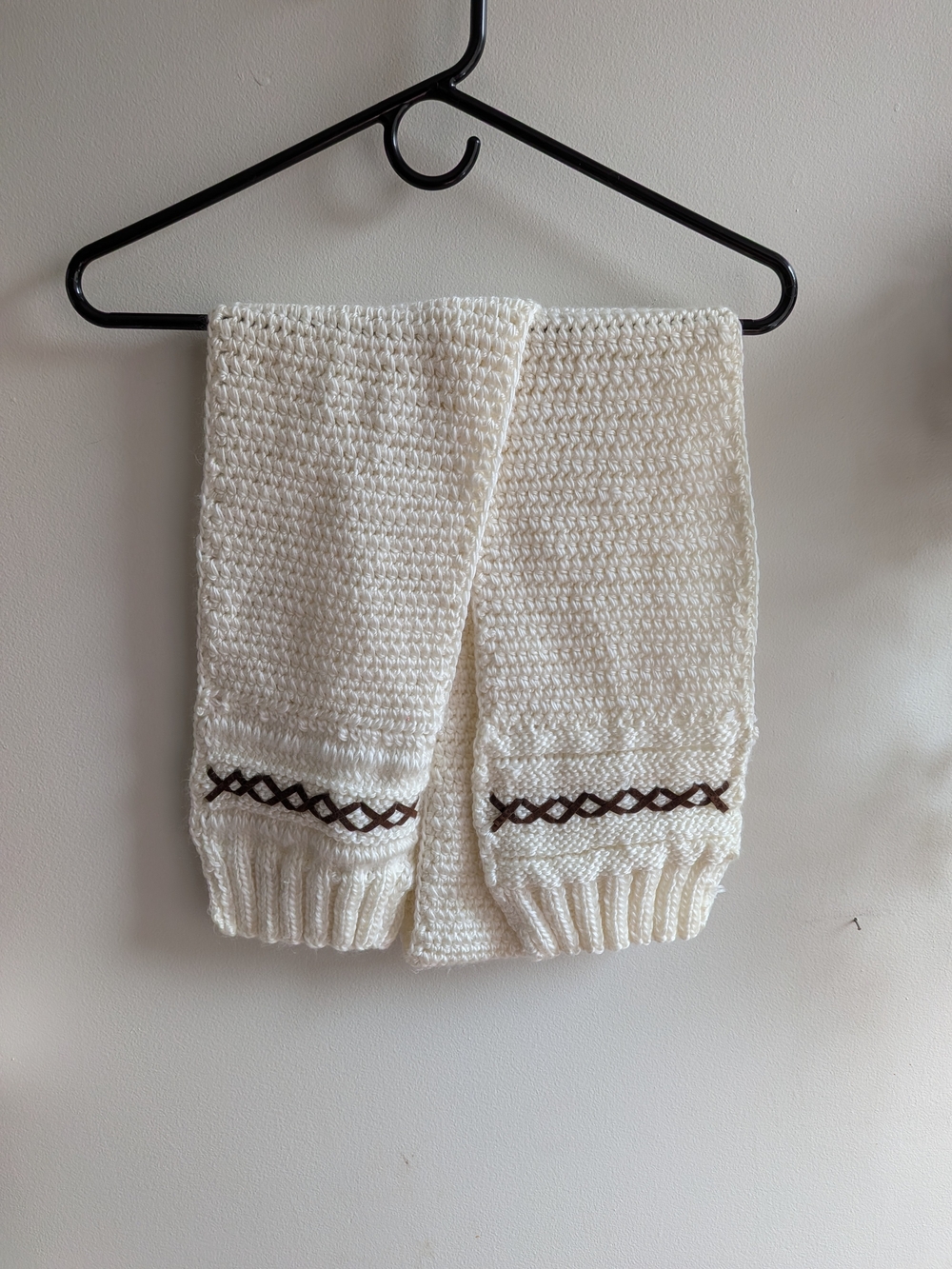 Danier Cream Knit Scarf with Brown Trim